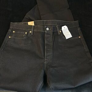 Levi straight leg men jeans size: 36w x 32L color: black